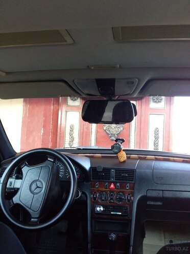 Mercedes C 180 1998, 261,000 km - 1.8 l - Ağcabədi