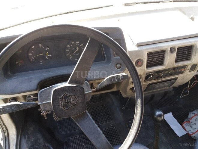 GAZ  2002, 183,000 km - 2.3 l - Bakı