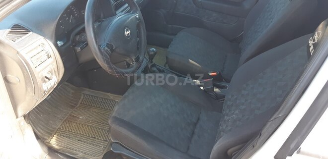 Opel Astra 2000, 304,000 km - 1.6 l - Bakı