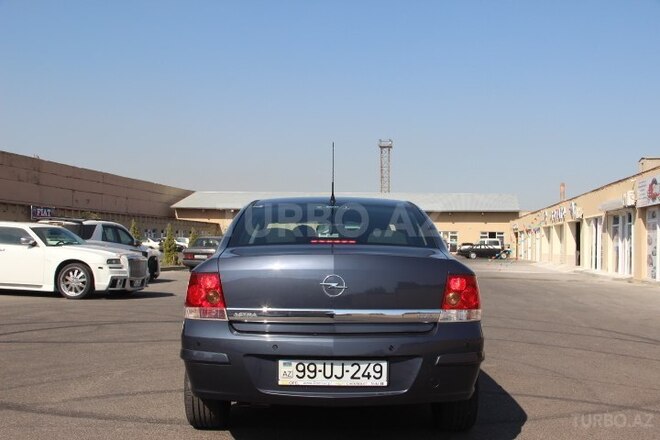 Opel Astra 2008, 165,000 km - 1.3 л - Bakı