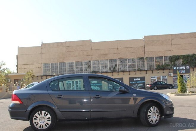 Opel Astra 2008, 165,000 km - 1.3 л - Bakı
