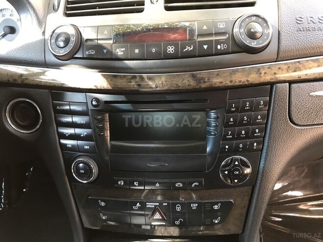 Mercedes E 320 2003, 233,000 km - 3.2 l - Bakı