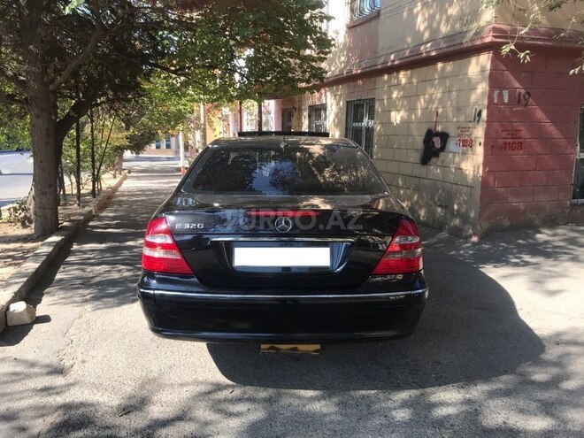 Mercedes E 320 2003, 233,000 km - 3.2 l - Bakı
