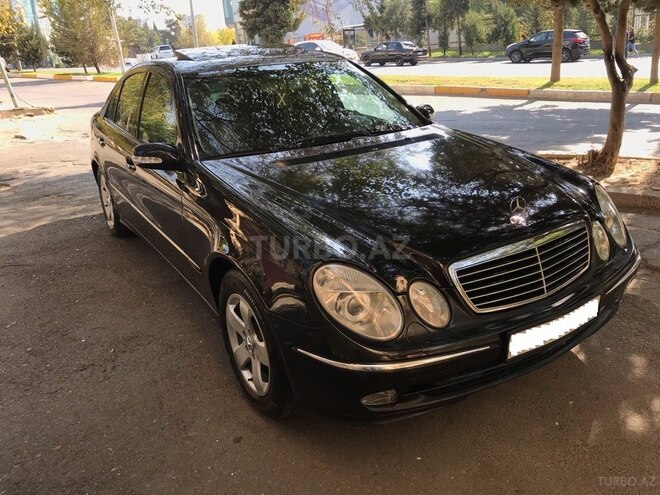 Mercedes E 320 2003, 233,000 km - 3.2 l - Bakı