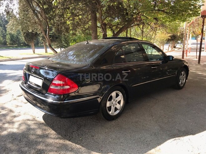 Mercedes E 320 2003, 233,000 km - 3.2 l - Bakı