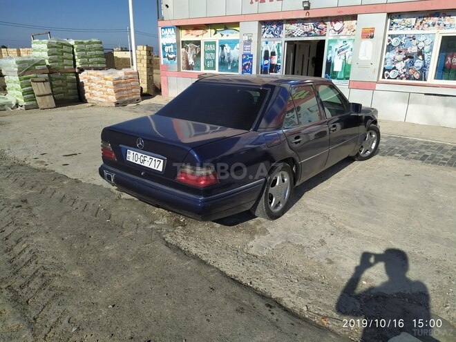 Mercedes E 280 1995, 400,000 km - 2.8 l - Sumqayıt