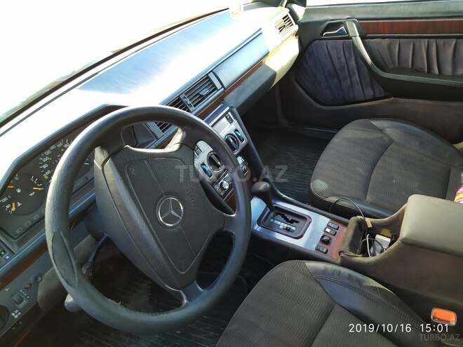 Mercedes E 280 1995, 400,000 km - 2.8 l - Sumqayıt