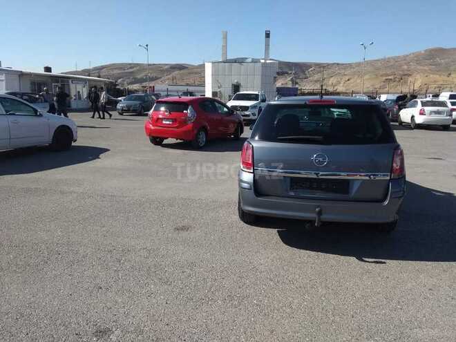 Opel Astra 2005, 126,000 km - 1.4 l - Bakı