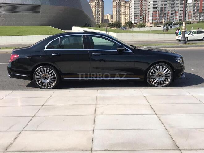 Mercedes E 220 2017, 52,000 km - 2.2 l - Bakı