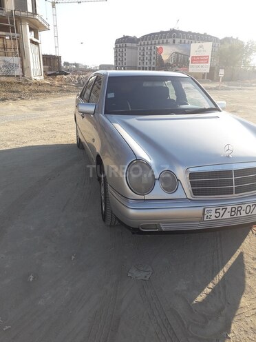 Mercedes E 200 1997, 360,000 km - 2.0 л - Bakı