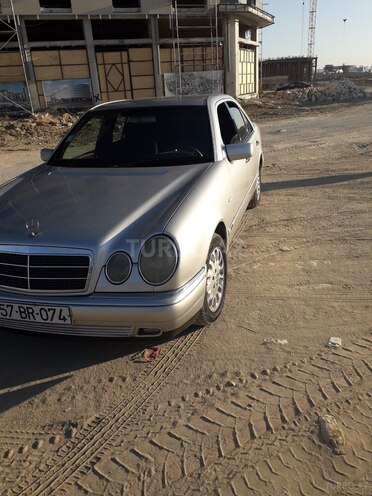 Mercedes E 200 1997, 360,000 km - 2.0 л - Bakı