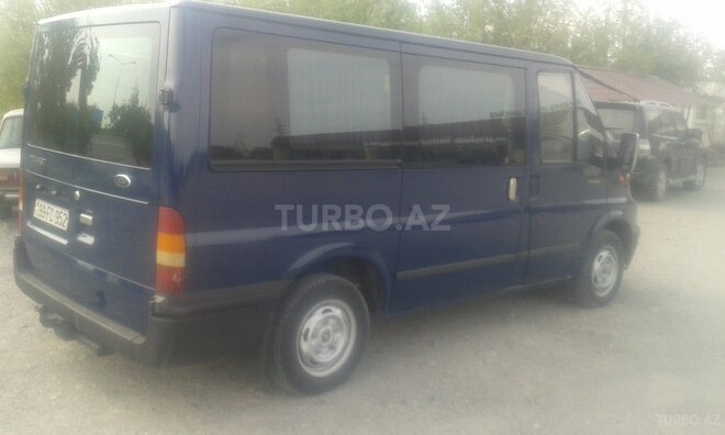 Ford Transit 2001, 250,600 km - 2.5 л - Yevlax