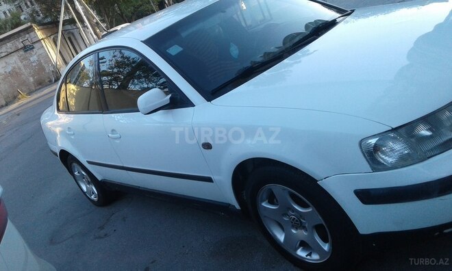 Volkswagen Passat 1999, 246,321 km - 1.8 л - Bakı