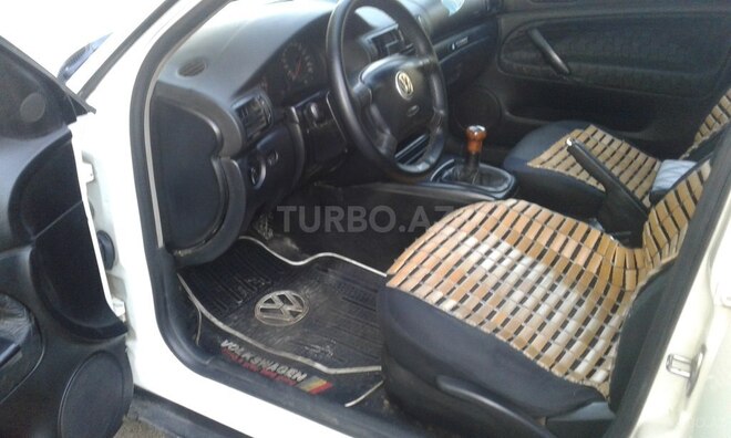 Volkswagen Passat 1999, 246,321 km - 1.8 л - Bakı