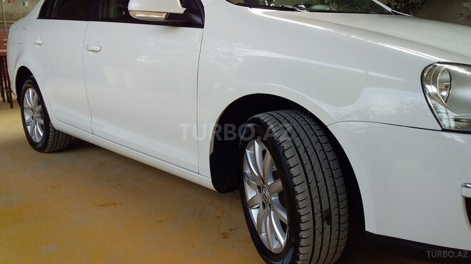 Volkswagen Jetta 2010, 171,526 km - 1.8 л - Bakı