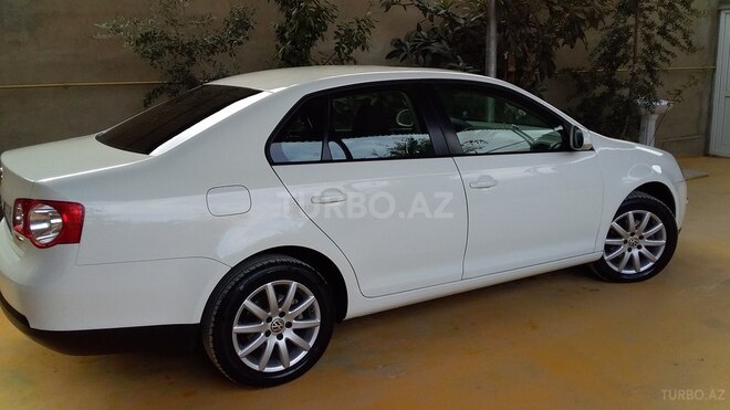 Volkswagen Jetta 2010, 171,526 km - 1.8 л - Bakı