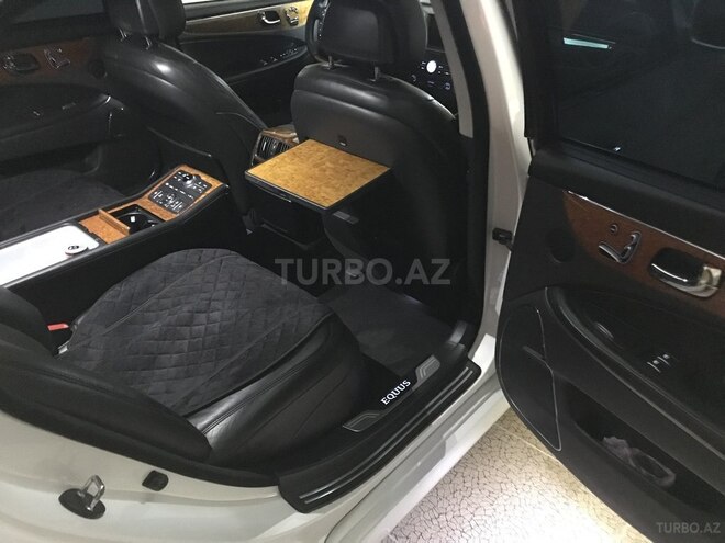 Hyundai Equus 2011, 135,000 km - 3.8 л - Bakı