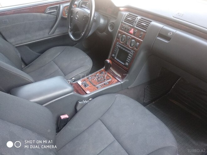 Mercedes E 280 2000, 306,450 km - 2.8 l - Bakı
