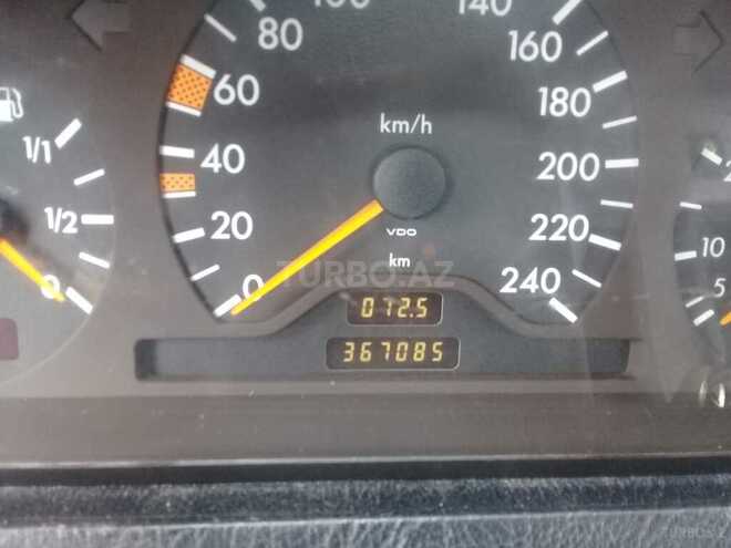 Mercedes C 200 1995, 367,000 km - 2.0 l - Bakı