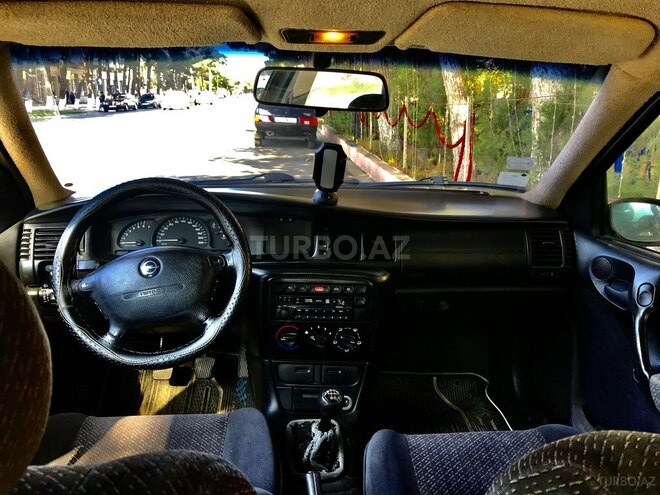 Opel Vectra 1997, 392,000 km - 1.8 л - Sumqayıt