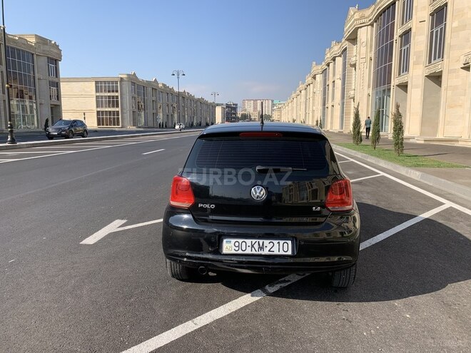Volkswagen Polo 2010, 144,000 km - 1.4 л - Bakı