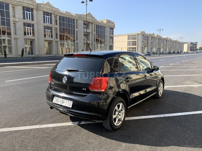 Volkswagen Polo 2010, 144,000 km - 1.4 л - Bakı
