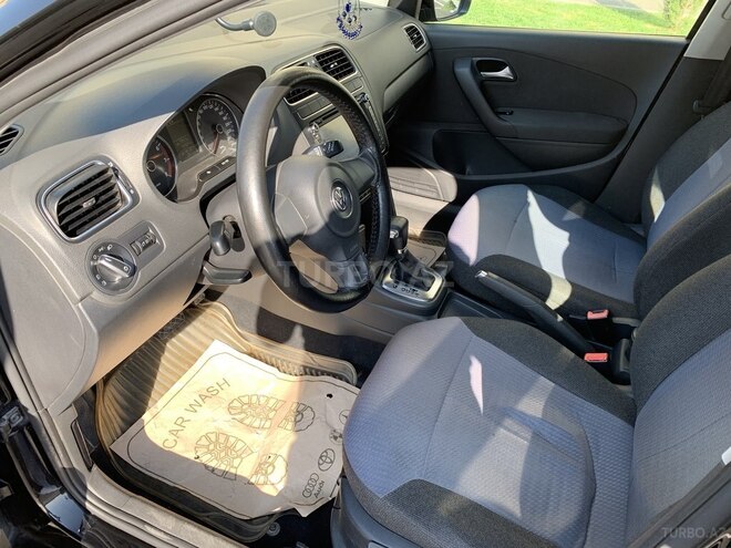 Volkswagen Polo 2010, 144,000 km - 1.4 л - Bakı
