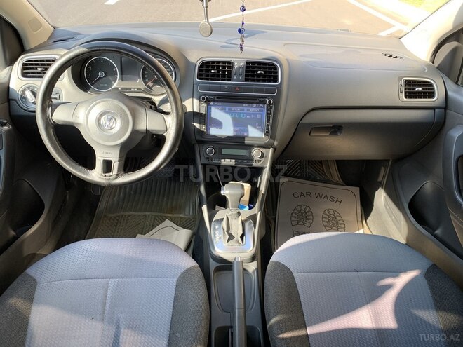 Volkswagen Polo 2010, 144,000 km - 1.4 л - Bakı