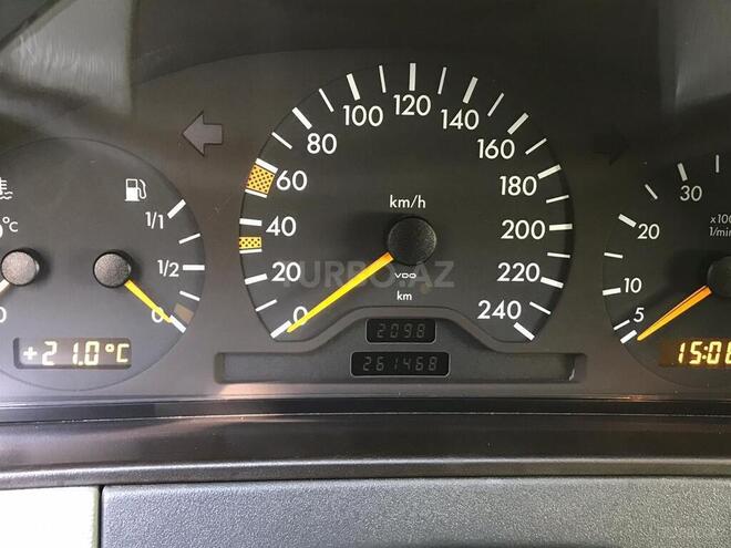 Mercedes E 200 1996, 262,000 km - 2.0 л - Bakı