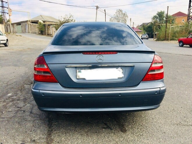 Mercedes E 240 2002, 260,000 km - 2.4 l - Bakı