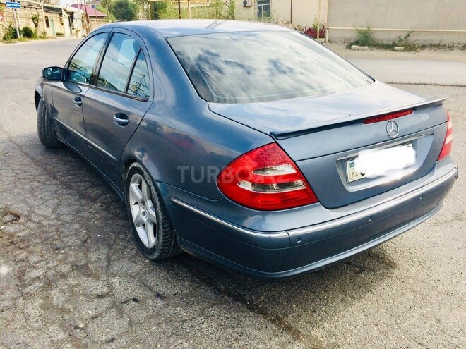 Mercedes E 240 2002, 260,000 km - 2.4 l - Bakı
