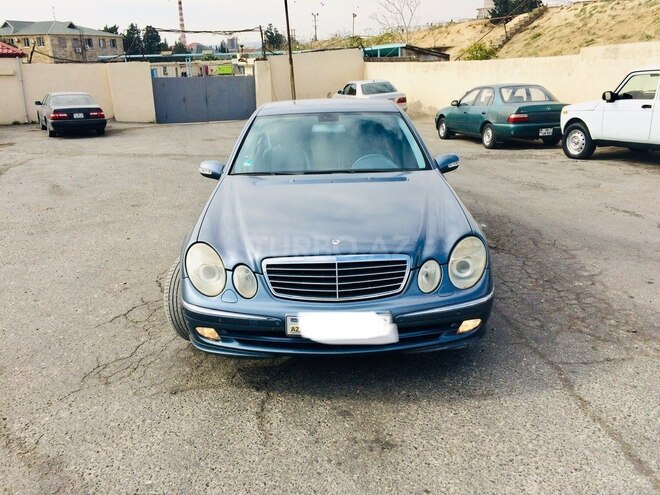 Mercedes E 240 2002, 260,000 km - 2.4 l - Bakı