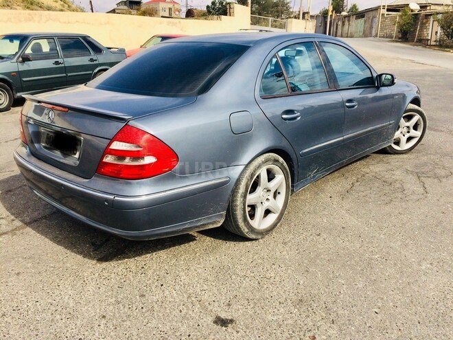 Mercedes E 240 2002, 260,000 km - 2.4 l - Bakı