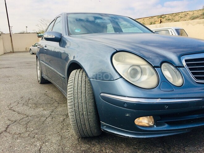 Mercedes E 240 2002, 260,000 km - 2.4 l - Bakı