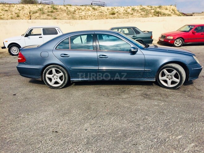 Mercedes E 240 2002, 260,000 km - 2.4 l - Bakı