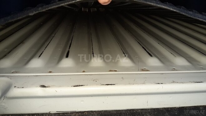 Mitsubishi L200 2011, 146,000 km - 2.5 l - Bakı
