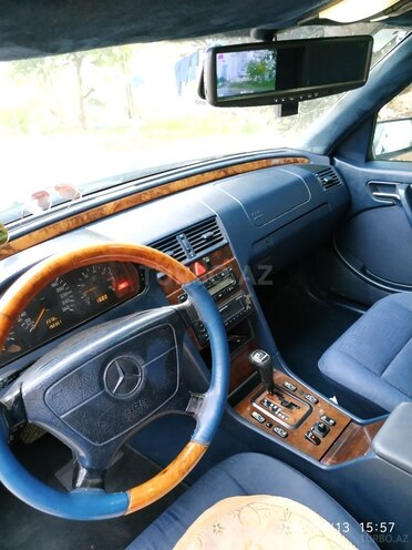 Mercedes C 240 1997, 200,208 km - 2.4 l - Bakı
