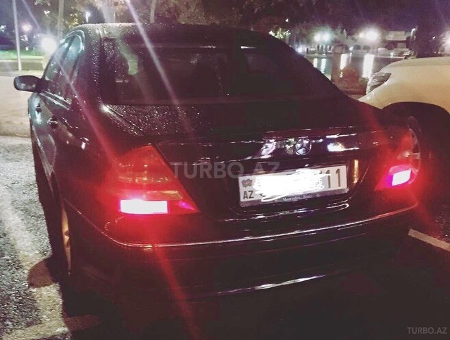Mercedes C 280 2002, 267,700 km - 2.6 l - Bakı