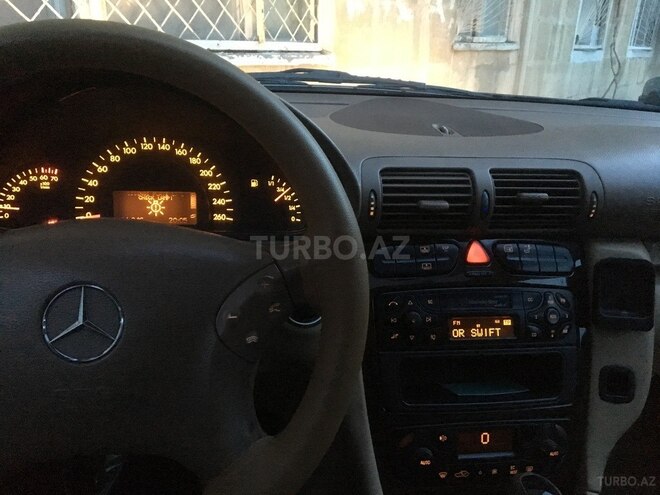 Mercedes C 280 2002, 267,700 km - 2.6 l - Bakı