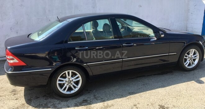 Mercedes C 280 2002, 267,700 km - 2.6 l - Bakı