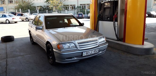 Mercedes C 180 1998, 220,000 km - 1.8 l - Bakı