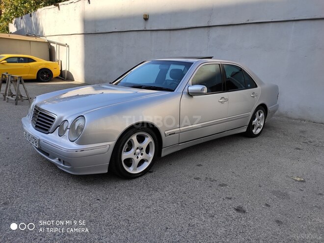 Mercedes E 240 2000, 290,787 km - 2.4 l - Bakı