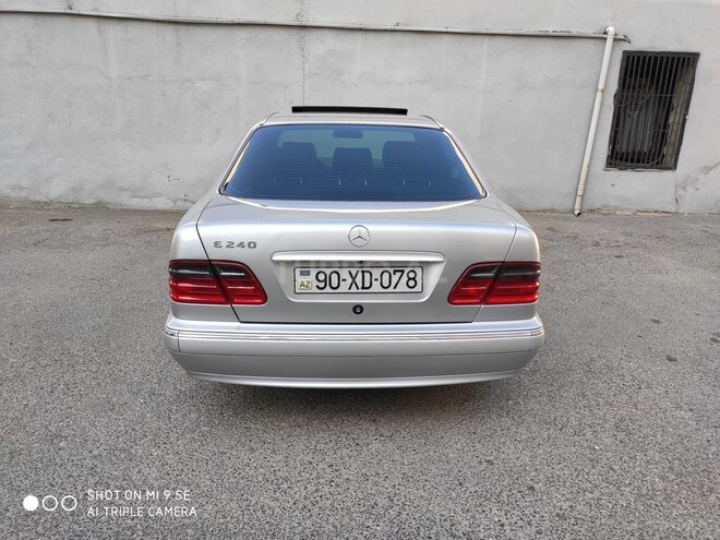 Mercedes E 240 2000, 290,787 km - 2.4 l - Bakı