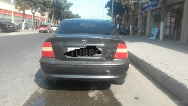 Opel Vectra 1996, 269,000 km - 2.0 l - Bakı