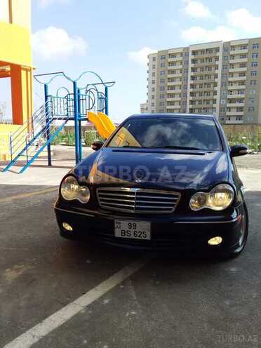 Mercedes C 240 2004, 166,710 km - 2.4 l - Bakı