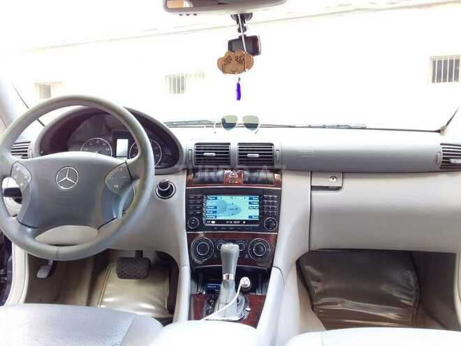 Mercedes C 240 2004, 166,710 km - 2.4 l - Bakı