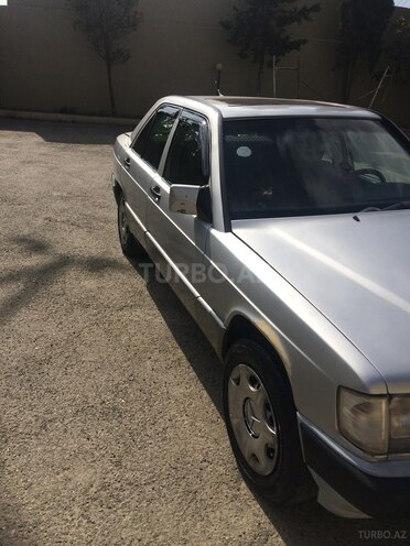 Mercedes 190 1991, 253,288 km - 2.0 l - Xırdalan
