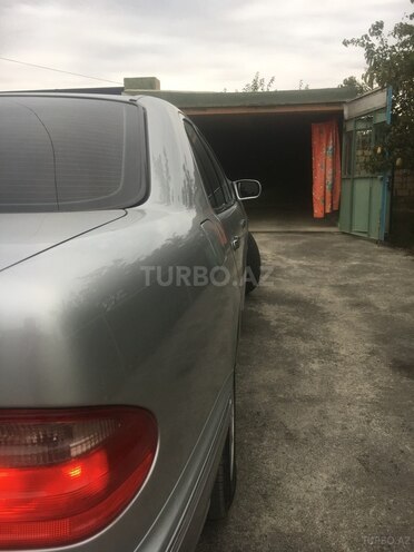 Mercedes E 240 2000, 153,573 km - 2.4 l - Ağcabədi