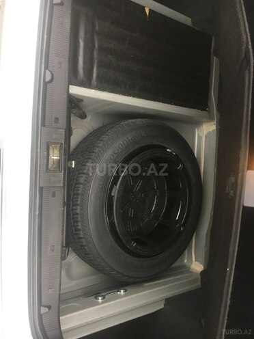 Mercedes E 240 2000, 153,573 km - 2.4 l - Ağcabədi