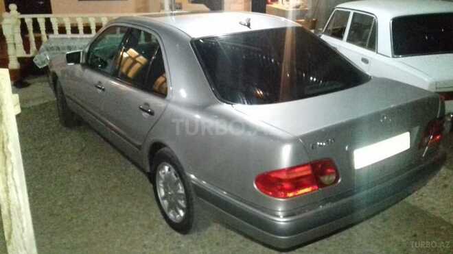 Mercedes E 240 1998, 325,000 km - 2.4 l - Gəncə